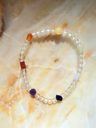 Chakraarmbånd med krystaller